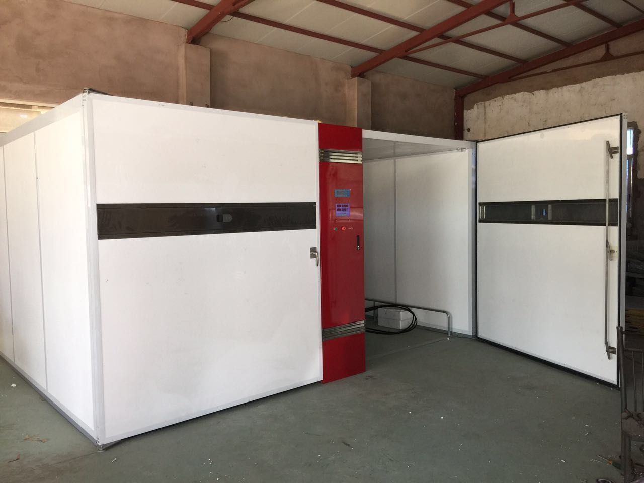 أحدث مدونات الشركة حول زيادة معدلات الإختلاع في المناخات الاستوائية: سر تقنية CO2 وتبريد ELT-57600S